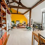 Charming Apartment Close To Republique