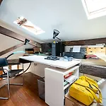 Charming Apartment Close To Republique