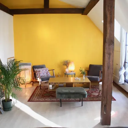 Apartment Charming Close To Republique Paris